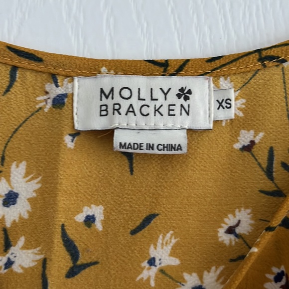 Floral yellow sundress, size xs. Perfect for summer! - Picture 2 of 2